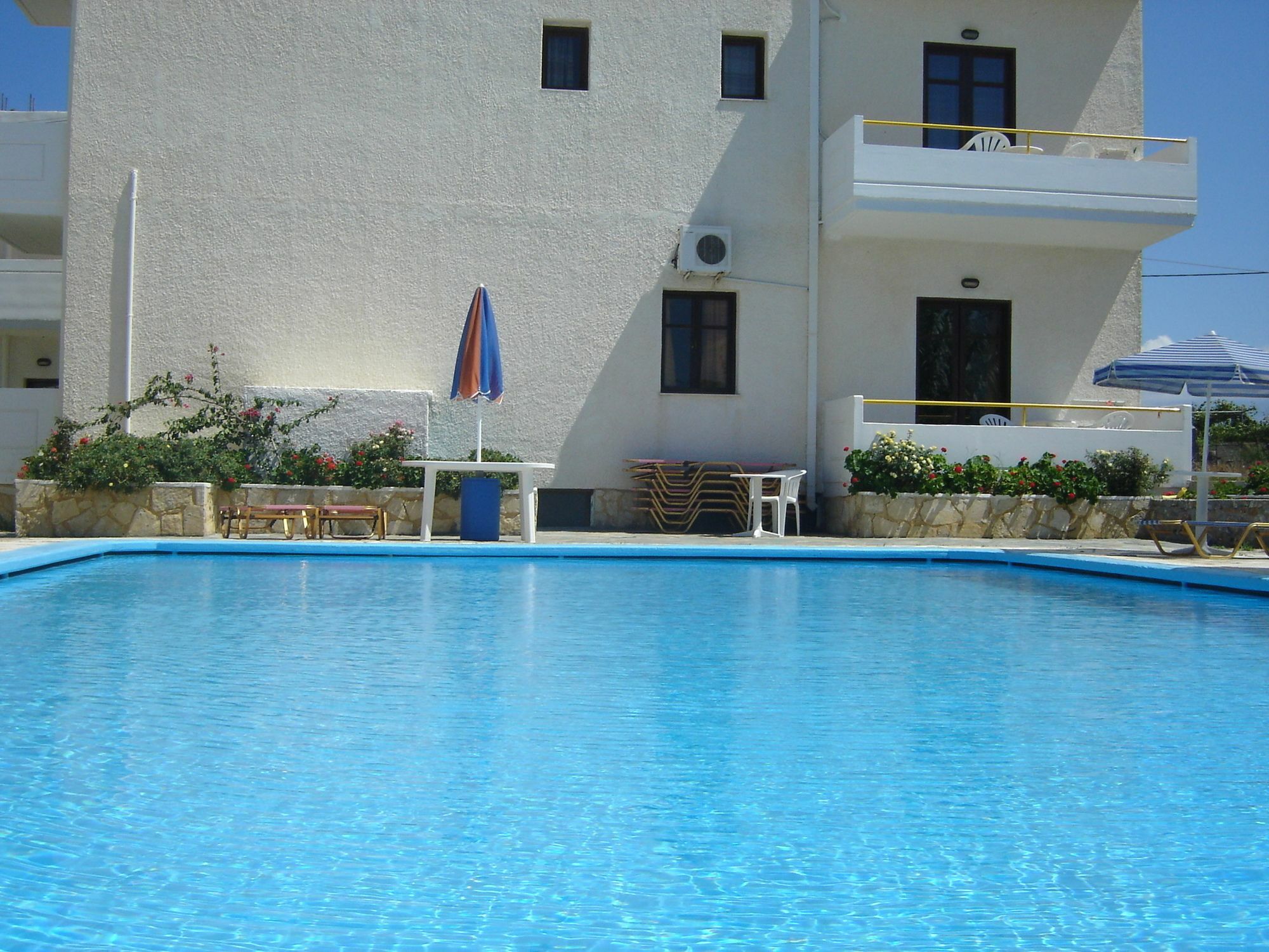 Karmi Apartments Kolymbari Exterior foto