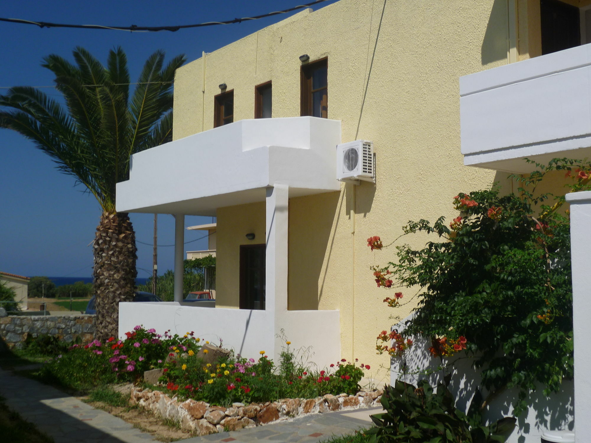 Karmi Apartments Kolymbari Exterior foto